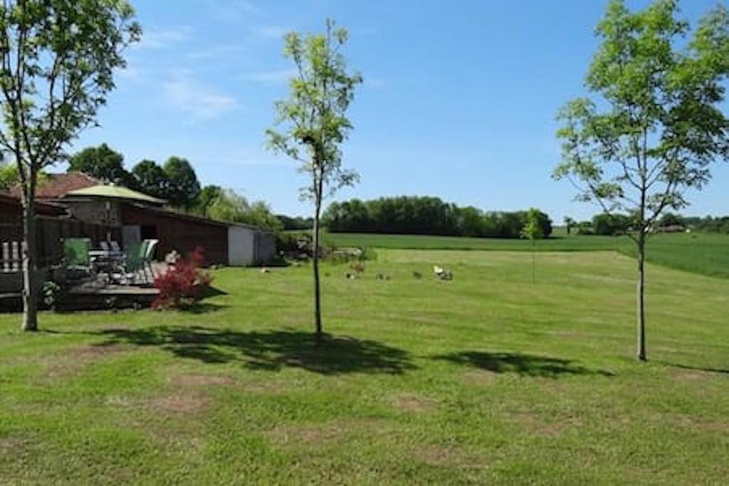 Les Verges Gites Exideuil-sur-Vienne ภายนอก รูปภาพ